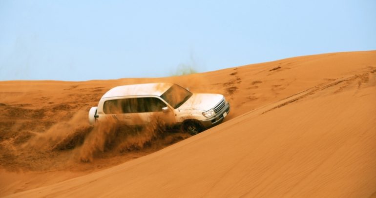 لمحبي التفحيط: اليكم أفضل سيارات الاستعراض في السعودية
